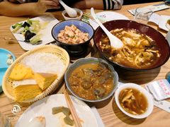 -小镇大厨新概念复合中餐厅(万达广场大连高新店)