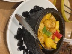 -海派美食·家宴海鲜青岛菜·石锅鲽鱼头(东方城店)