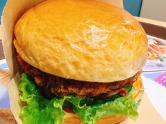 安格斯牛肉芝士堡-魏家凉皮(祈年大厦店)