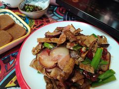 干笋炒腊肉-弘烨 贵州酸汤 鱼火锅(东财店)