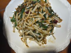 -魏铭鱼头捞饭(晋阳路店)