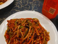 鱼香肉丝-北平味道.京味菜.烤鸭(梨园店)