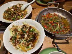 -吃饭皇帝大土家民族菜(正大广场店)