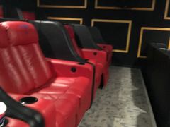 -环球国际影城(天鸿广场LUXE巨幕店)