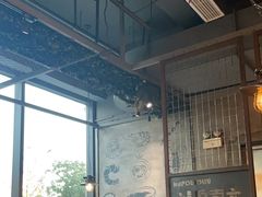 -琥珀老六龙虾(四里河店)