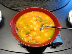 -艳阳天民俗村(公园路店)