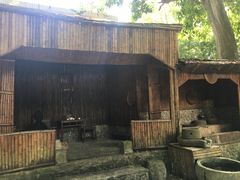 -伊岭岩风景区