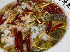 -江渔儿酸菜鱼·拔草餐厅(虎门君乐汇店)