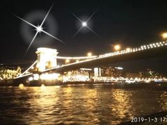 -塞切尼链桥