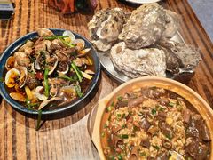-蚝堡海鲜·威海菜·海肠捞饭·烧烤·亚洲吃蚝公司(幸福门店)