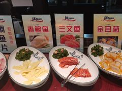 -遇上西雅图多融合海鲜自助餐厅(中房金谊广场店)