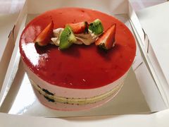 草莓慕斯蛋糕-四海一家自助餐(益田假日广场店)