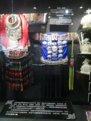 店内环境-凤凰县苗族银饰锻制技艺传习所