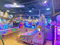 -卡通尼乐园(银泰店)