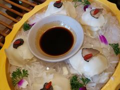 -老牌坊云南鱼豆花火锅(爱建店)