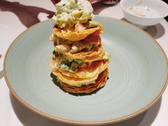 牛油果三文鱼龙虾塔-食廬NOBLE(港汇店)