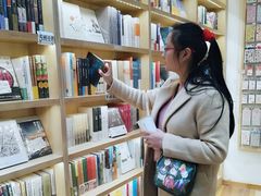 -猫的天空之城概念书店(杭州南宋御街店)