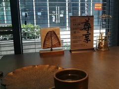 靠窗位-铭牛烧肉·和牛海鲜自助(高新月牙湖店)
