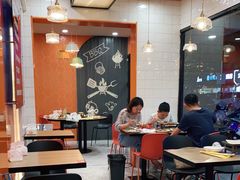 大堂-宝记烧烤·碳锅羊肉·羊蝎子火锅·夜食社(文体路创始店)