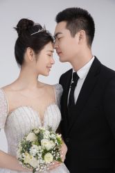 点击看大图 -挪娅婚纱摄影皇家会所
