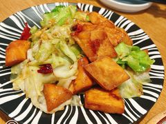 -金莹丸子汤清真(朝外SOHO店)