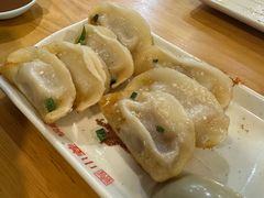 鲜肉锅贴-小姜锅贴(凤凰街店)