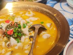 -川流不息·地道川菜·小龙虾(新松江路店)