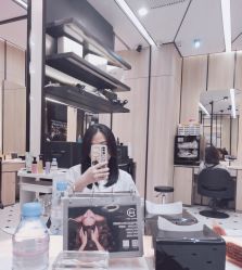 -HAIR CORNER