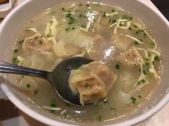 鲜肉小馄饨-东泰祥生煎馆(重庆北路店)