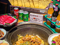 -山河屯铁锅炖·非遗东北菜(南山店)