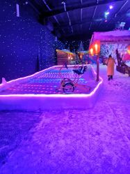 -圣名游乐城冰雪大世界
