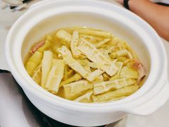 鸡汤煨山笋-湖锦酒楼·旗舰店(三阳总店)