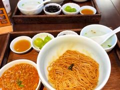 -蟹上黄·蟹黄面·江南糖水(人民广场店)