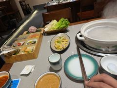 -四点金粥底火锅(沂州里店)