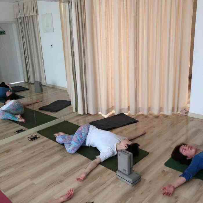上海瑜舍瑜伽图片