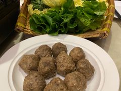 丸类组合-海南椰子鸡餐厅(三亚湾红树林店)