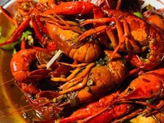 秘制龙虾-虾弄弄海派小龙虾·牛羊蝎子火锅