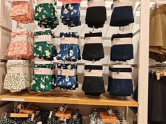 -优衣库(广州恒宝广场店)