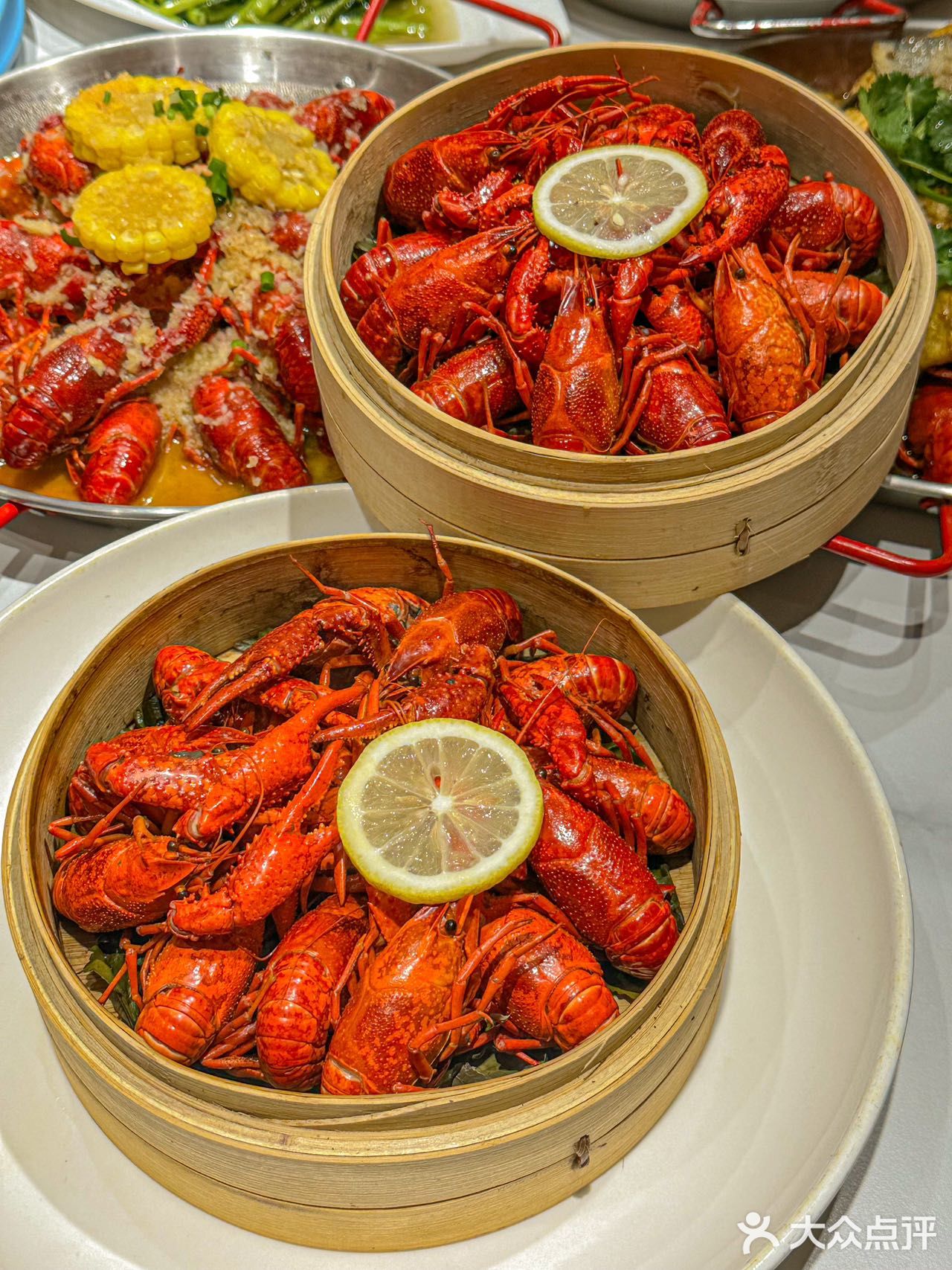 在南京！我可太爱吃龙虾啦| ᴥ•́ )✧