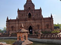 -一寨两国风景区