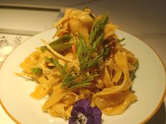 葱香纸片笋-马邦子·紫苏烤鱼(恒隆广场店)