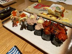 吞拿鱼军舰-友悦食堂(灯湖店)