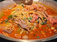 -张翻越·川渝冒菜·武汉黑鸭煲(城北万象城店)