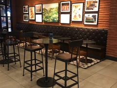 -星巴克(上海虹桥新天地二店)