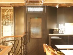 -Mogul Eatery·大亨餐酒馆