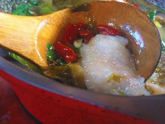 -周鱼小馆石锅酸菜鱼(活力汇店)