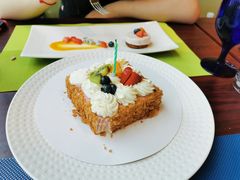 -香格里拉鱼跃地中海西餐厅·牛排披萨