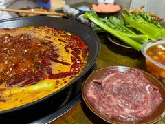 -黄潇洒老火锅(九眼桥宏济巷店)