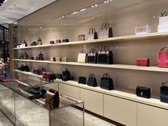 -BURBERRY(上海港汇恒隆广场店)