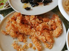 -鸿一饭店(隐秀路店)